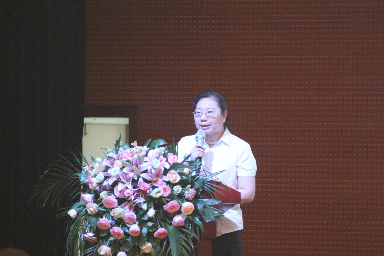 让爱绽放在希望里